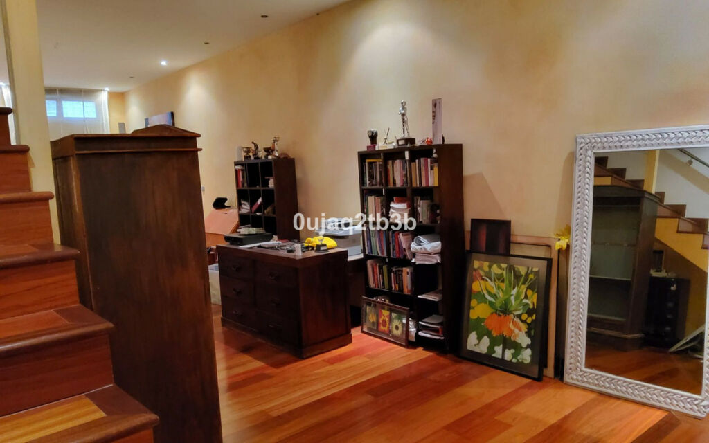 Townhouse Nueva Andalucía Málaga - image 18