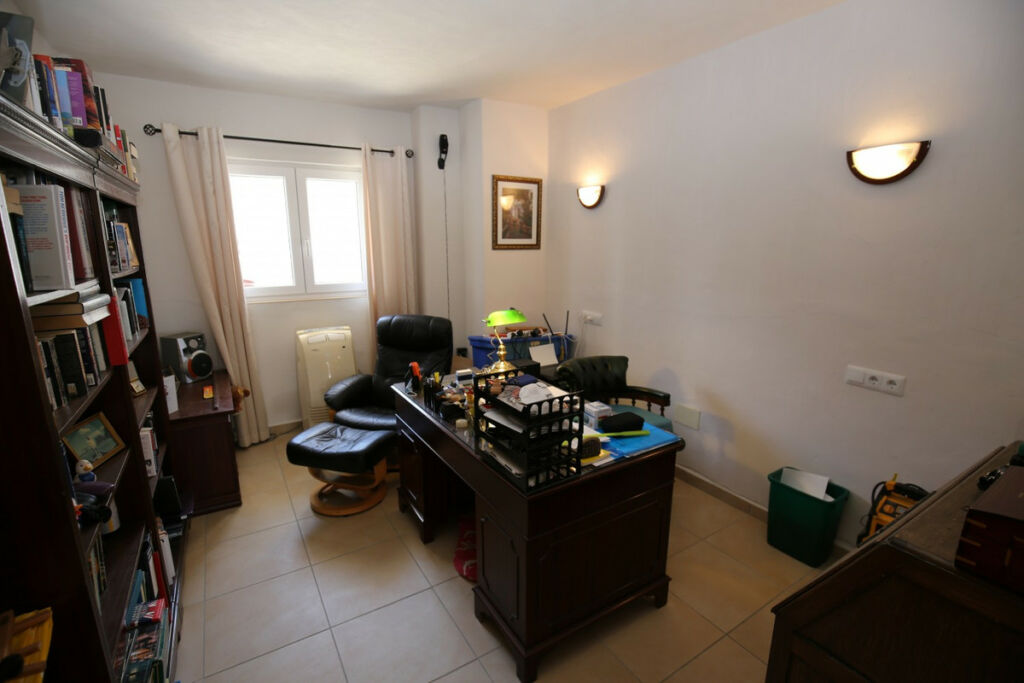 Detached Villa Alcaucín Málaga - image 18