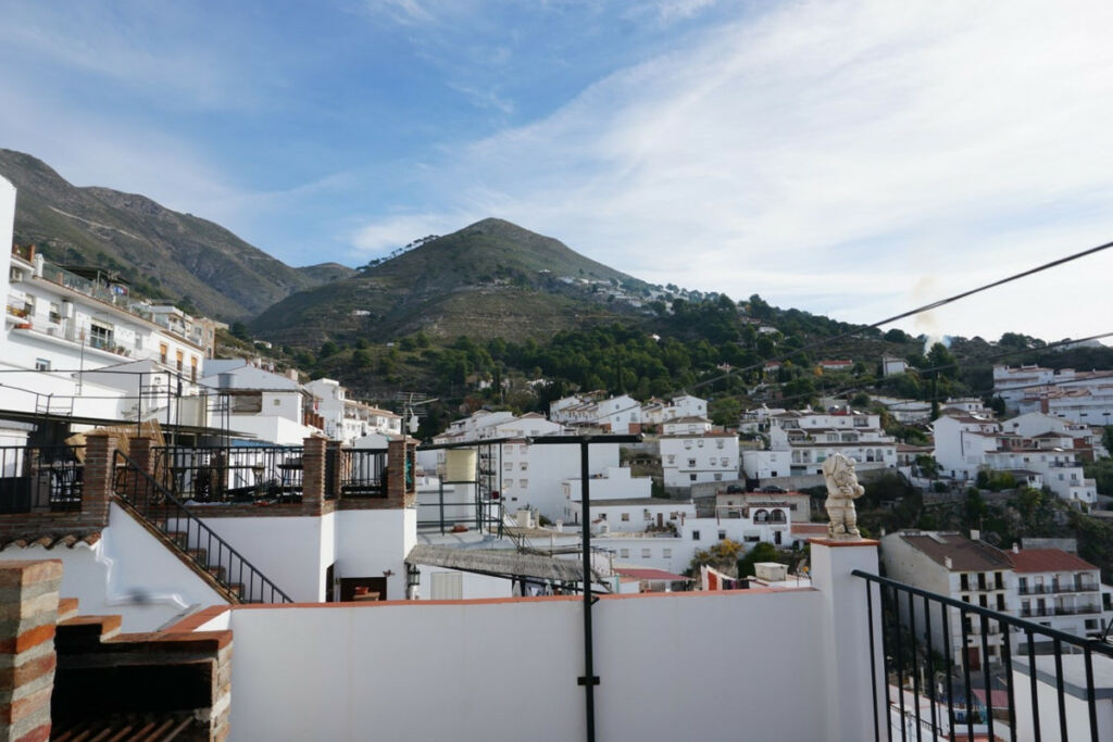 Semi-Detached House Cómpeta Málaga - image 19