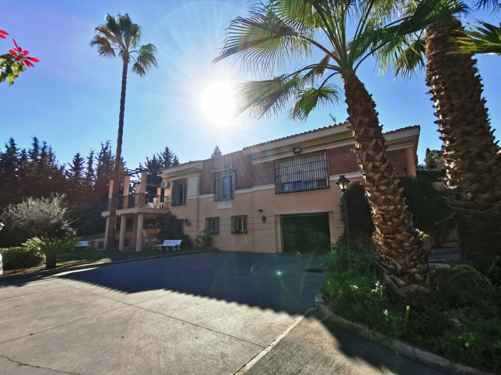 Detached Villa Torremolinos Málaga - image 19
