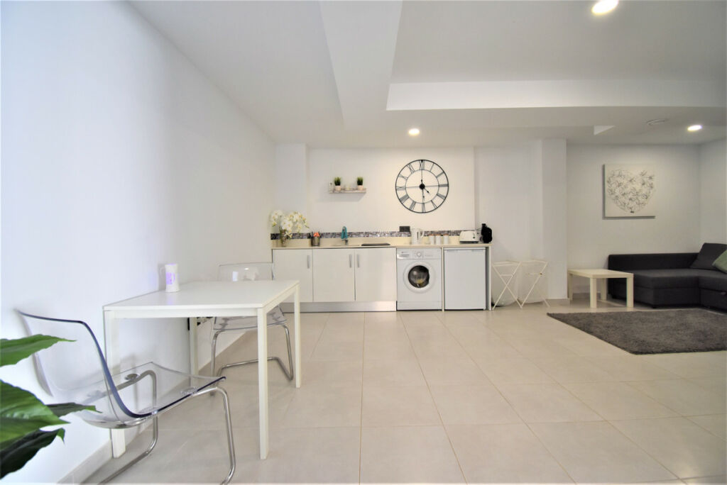 Detached Villa Villamartin Alicante - image 19