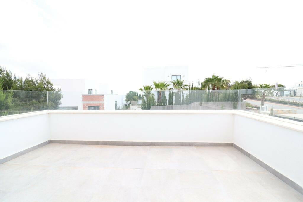 Detached Villa Campoamor Alicante - image 19