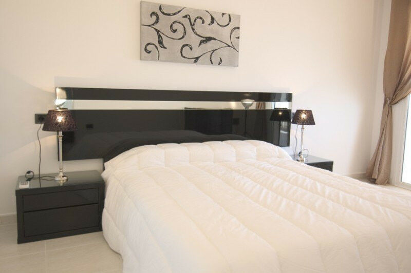 Ground Floor Apartment La Fustera Alicante - image 20