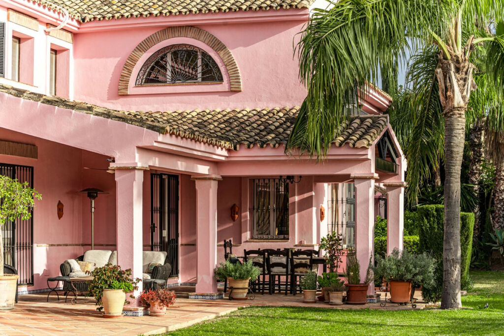 Detached Villa Benahavís Málaga - image 19