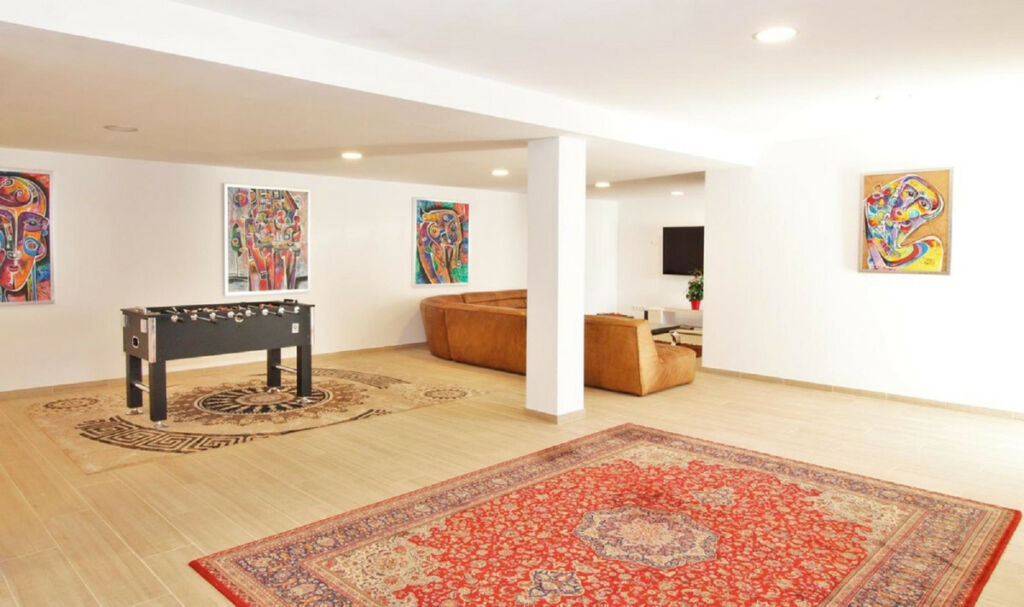 Detached Villa El Paraiso Málaga - image 19