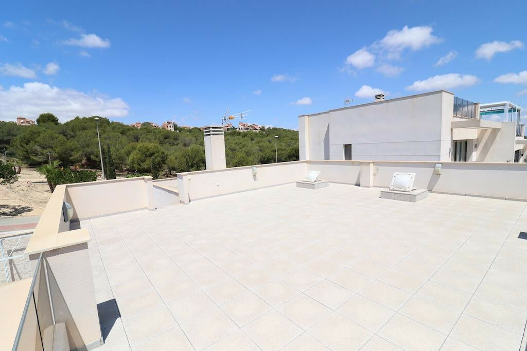 Detached Villa San Miguel de Salinas Alicante - image 19