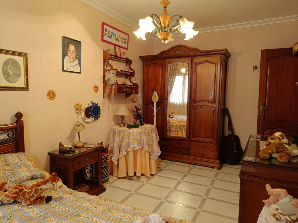 Detached Villa Almoradi Alicante - image 19