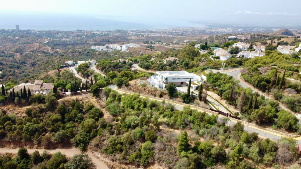Penthouse Altos de los Monteros Málaga - image 19