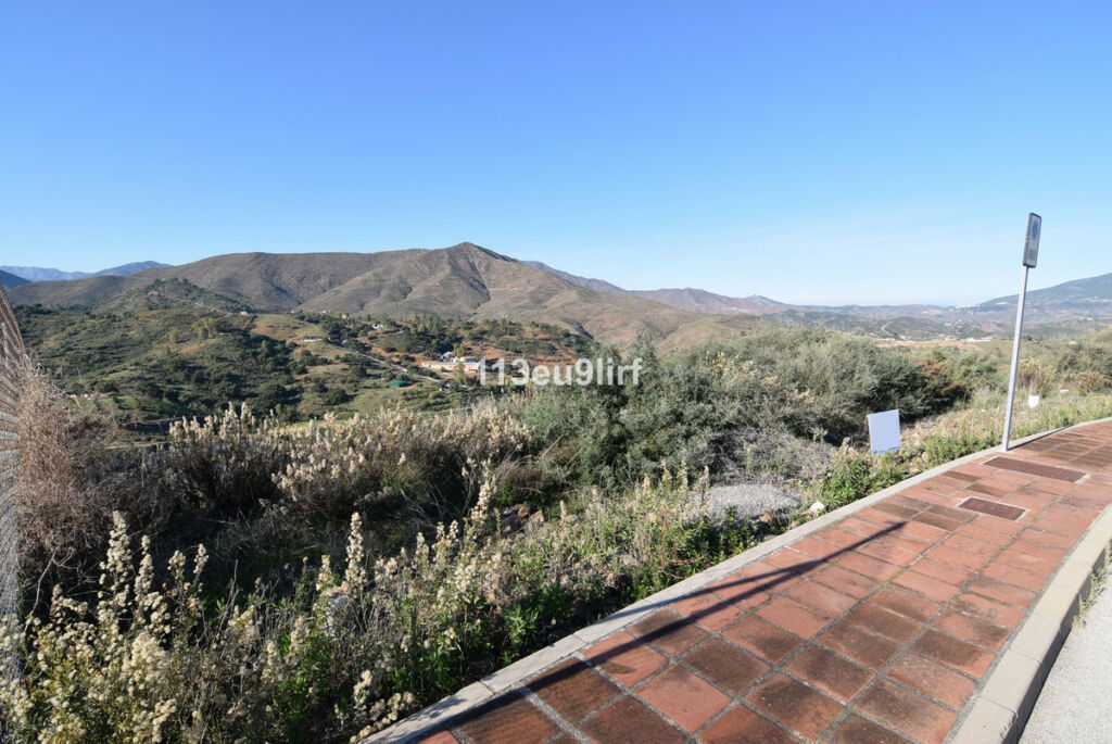 Residential Plot La Cala Golf Málaga - image 2