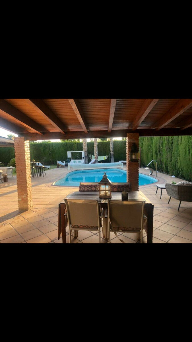 Detached Villa Elda Alicante - image 2