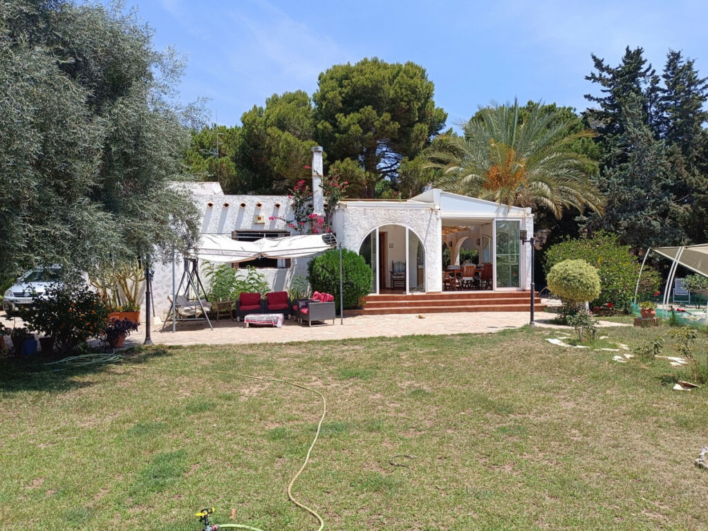 Detached Villa Cabo Roig Alicante - image 2