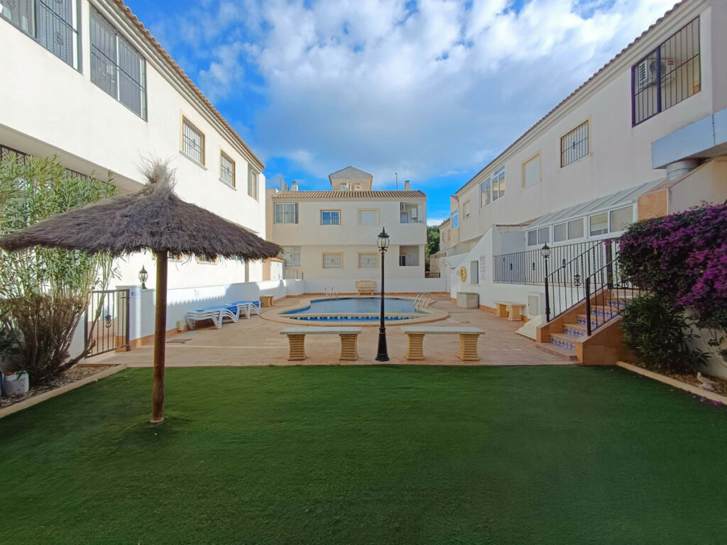 Bungalow Heredades Alicante - image 2