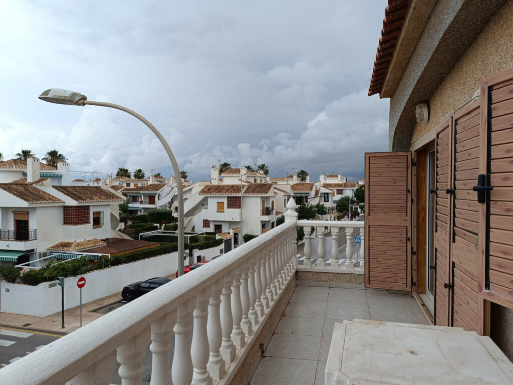 Middle Floor Apartment Torre de la Horadada Alicante - image 2