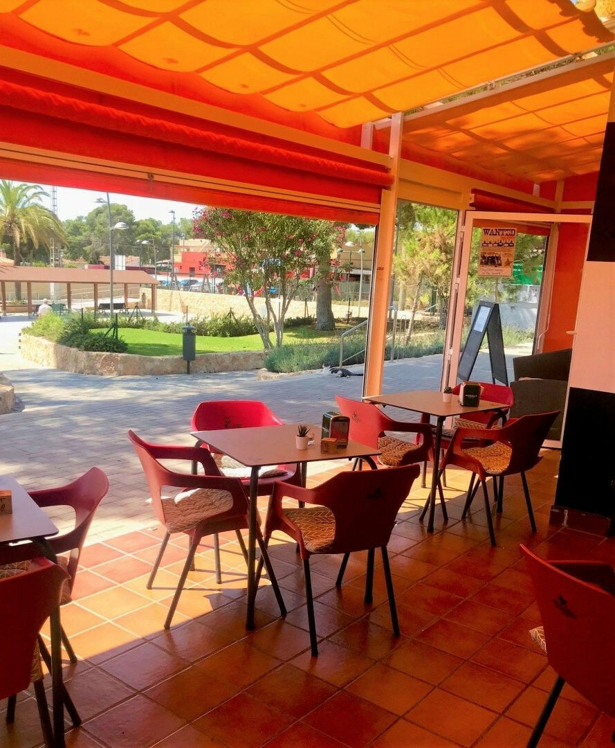 Bar Pinar de Campoverde Alicante - image 2