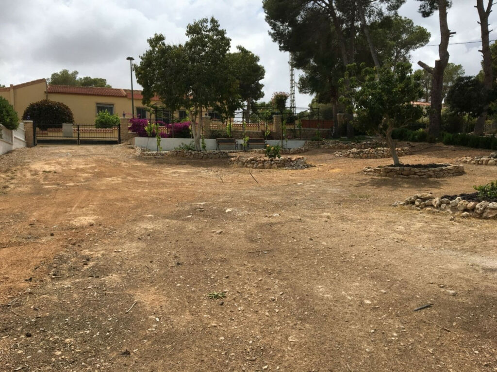 Residential Plot Pinar de Campoverde Alicante - image 2
