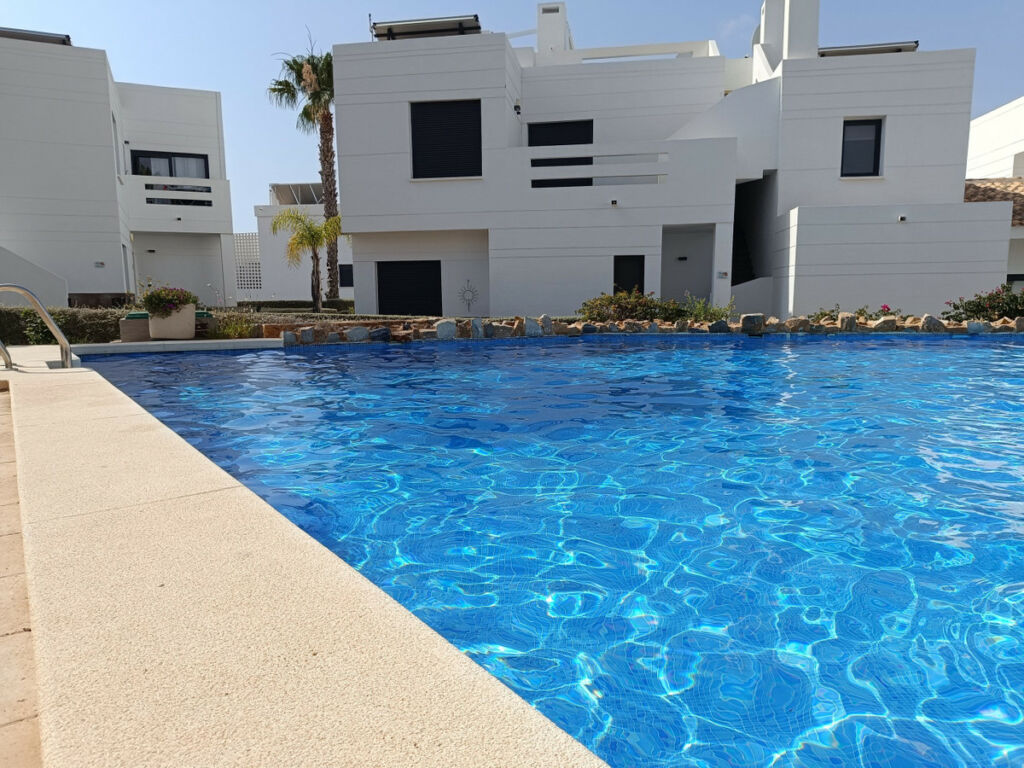 Bungalow Orihuela Costa Alicante - image 2