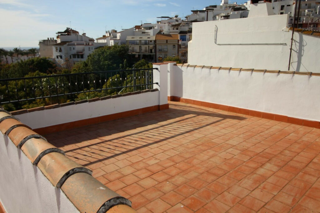 Semi-Detached House Algarrobo Málaga - image 2