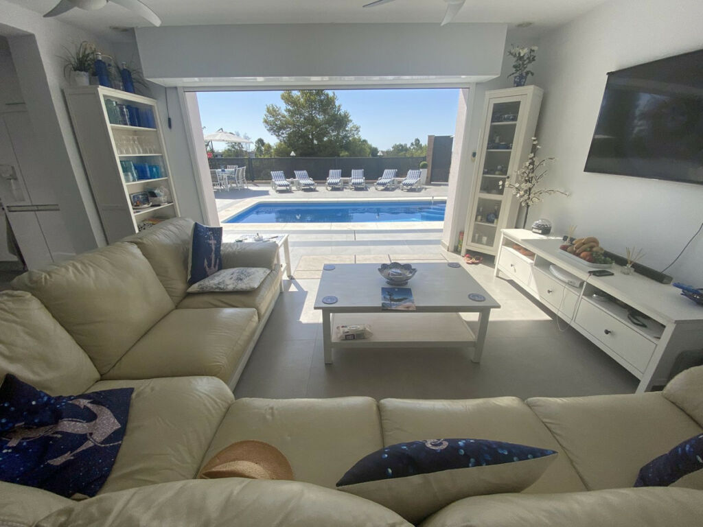 Detached Villa Torremolinos Málaga - image 2