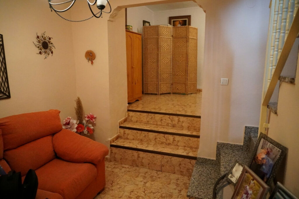Semi-Detached House Cómpeta Málaga - image 2
