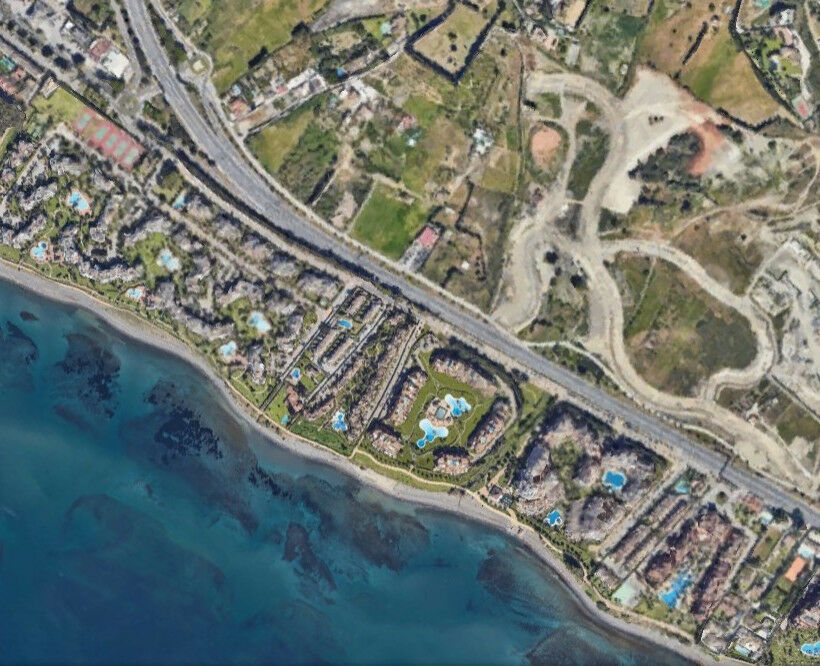 Land Estepona Málaga - image 2