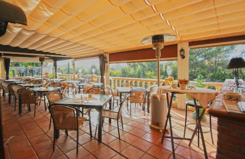 Restaurant Marbesa Málaga - image 2