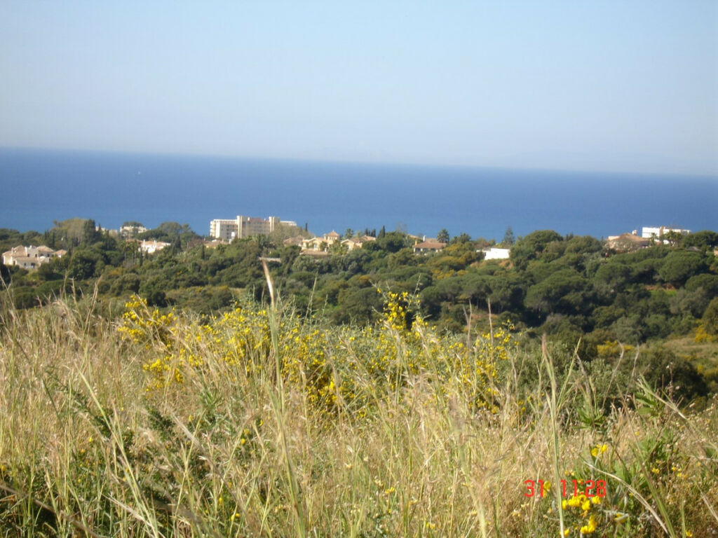 Land Marbella Málaga - image 2