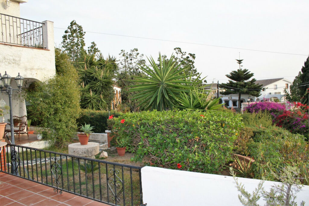 Detached Villa Caleta de Vélez Málaga - image 2