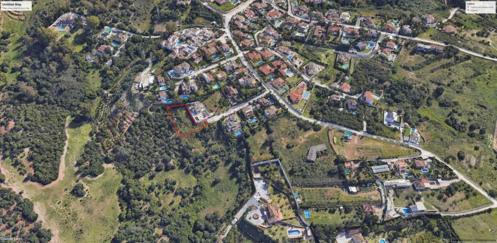 Residential Plot Estepona Málaga - image 2
