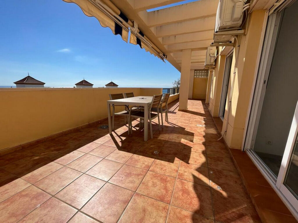 Penthouse Estepona Málaga - image 20