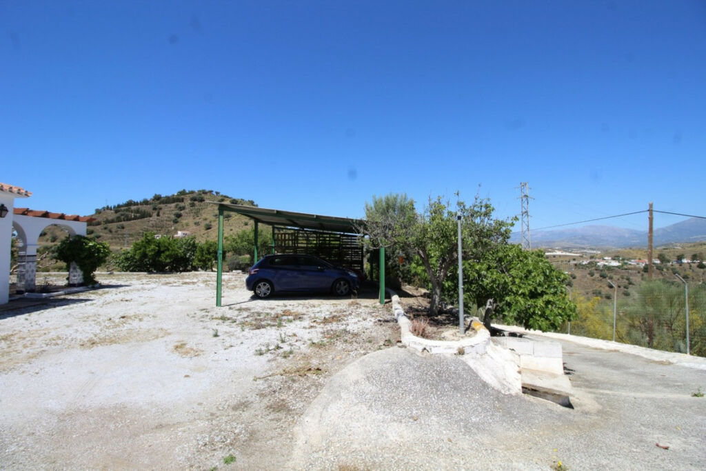 Finca - Cortijo Canillas de Aceituno Málaga - image 20