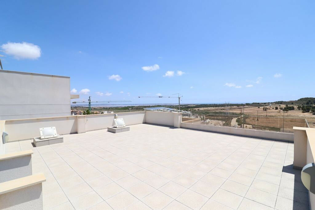 Detached Villa San Miguel de Salinas Alicante - image 20