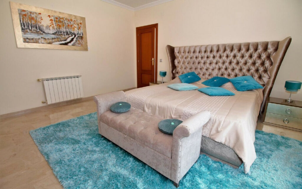 Detached Villa El Paraiso Málaga - image 20