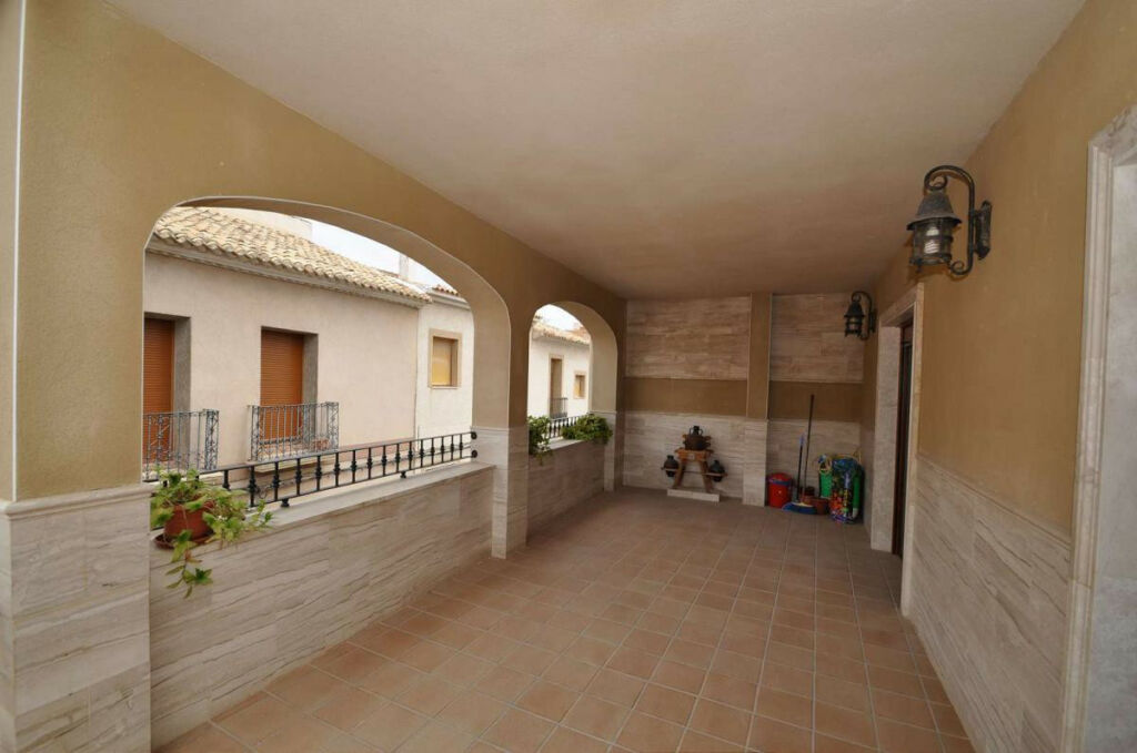 Townhouse Pinoso Alicante - image 19