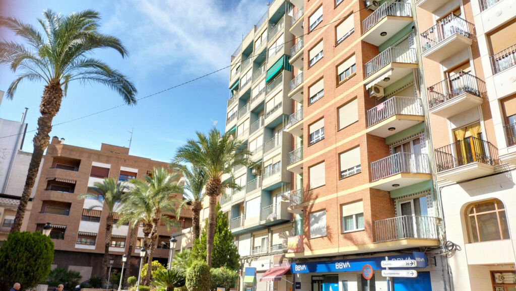 Middle Floor Apartment Sax Alicante - image 20