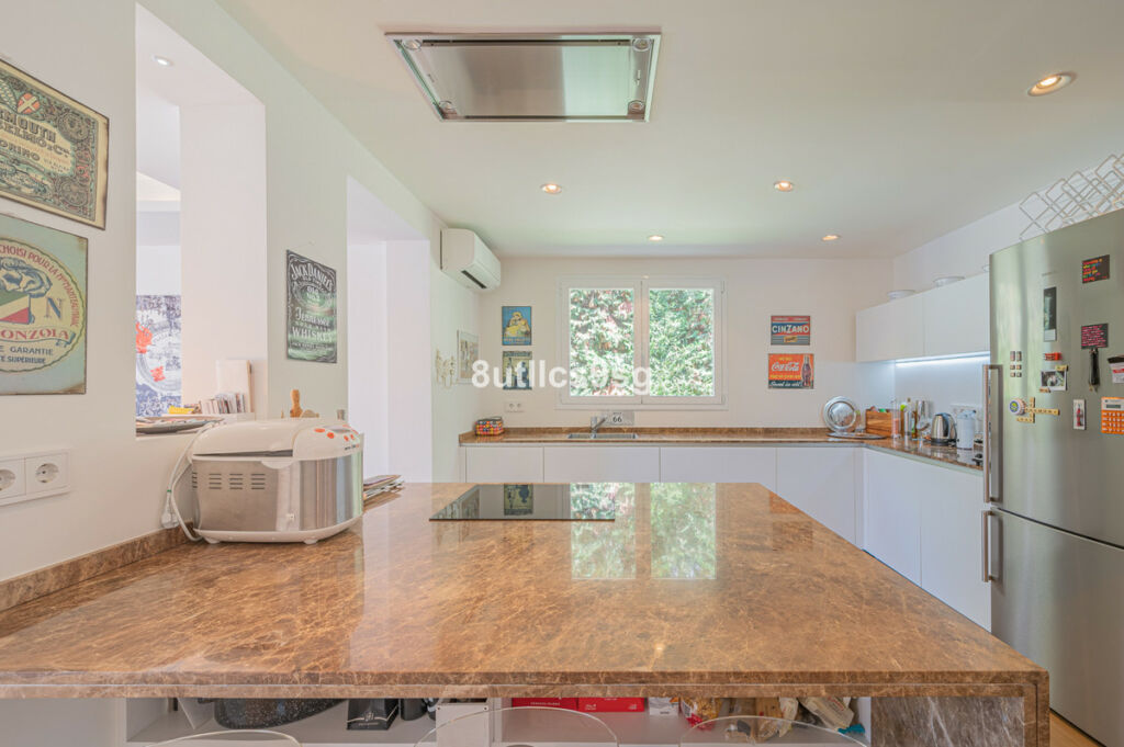 Detached Villa Nueva Andalucía Málaga - image 20