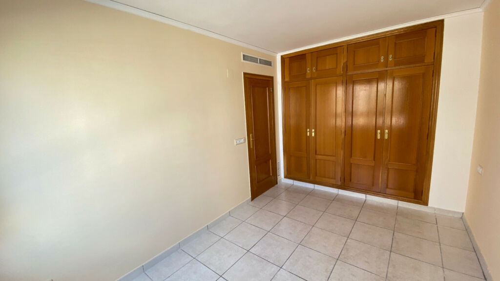 Middle Floor Apartment Calpe Alicante - image 21