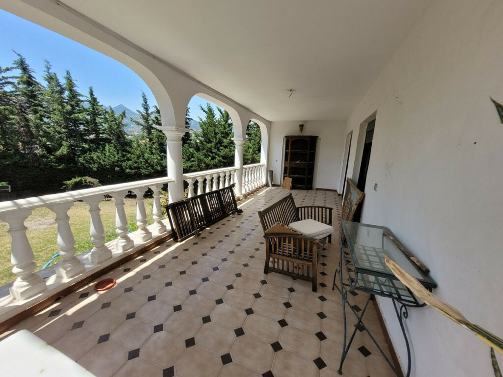 Detached Villa Río Real Málaga - image 21