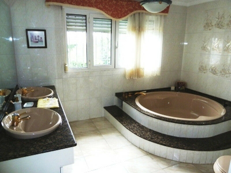Detached Villa Alhaurín de la Torre Málaga - image 21