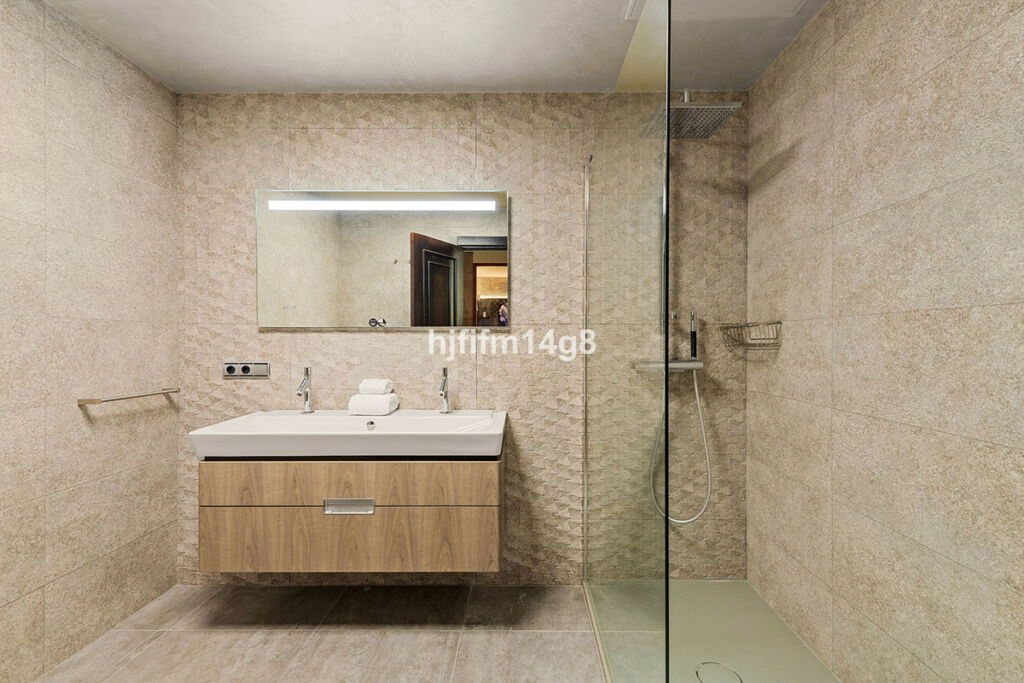 Detached Villa La Quinta Málaga - image 21
