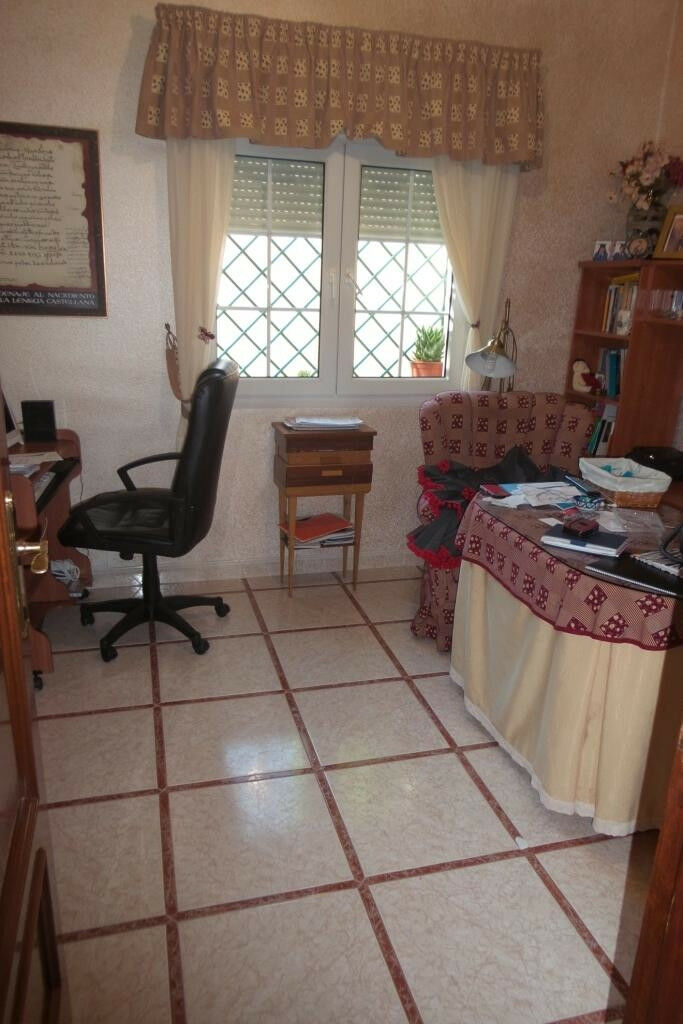 Detached Villa Alhaurín de la Torre Málaga - image 21