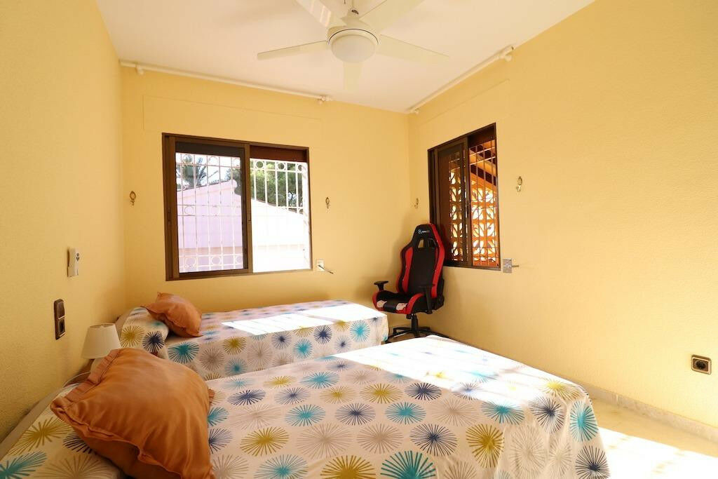 Detached Villa Cabo Roig Alicante - image 21