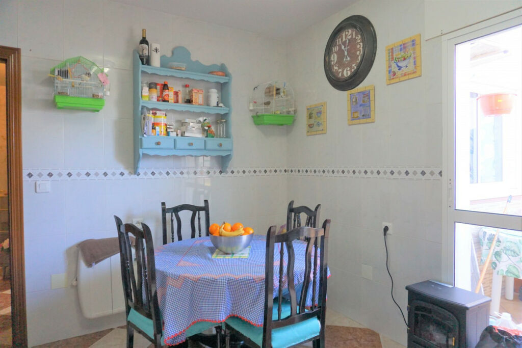 Middle Floor Apartment Canillas de Aceituno Málaga - image 21