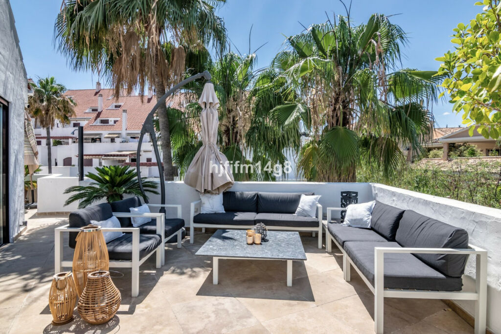 Penthouse Duplex Nueva Andalucía Málaga - image 21
