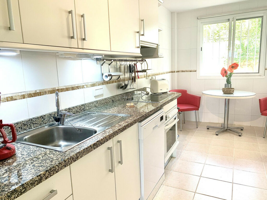 Middle Floor Apartment Altea Alicante - image 21
