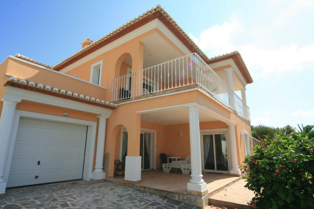 Detached Villa Moraira Alicante - image 19