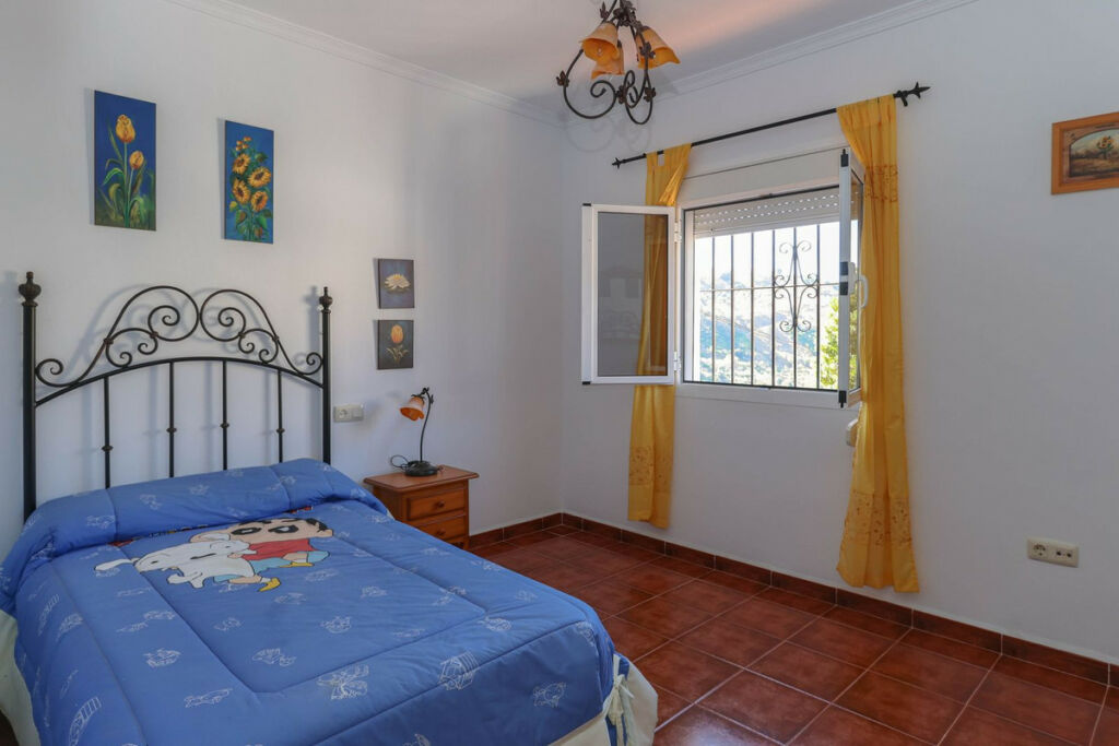 Detached Villa Alozaina Málaga - image 21