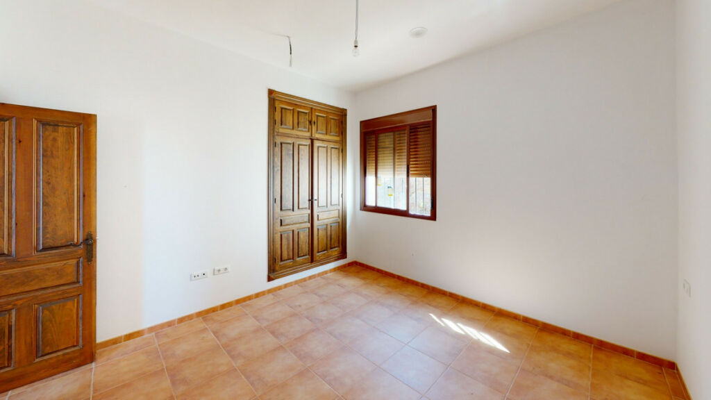 Detached Villa Colmenar Málaga - image 22