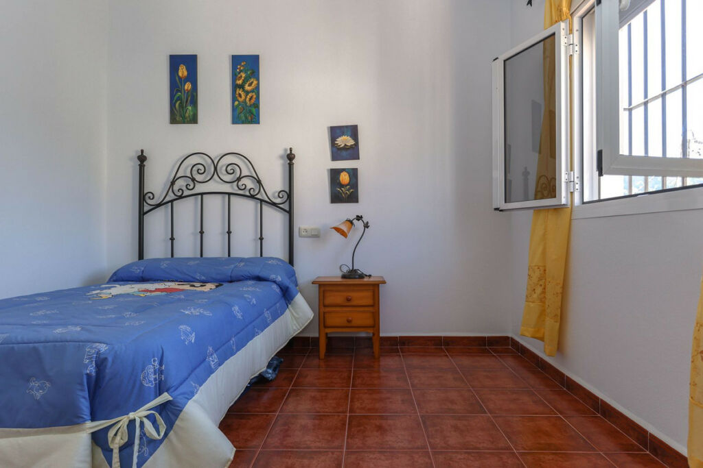 Detached Villa Alozaina Málaga - image 22