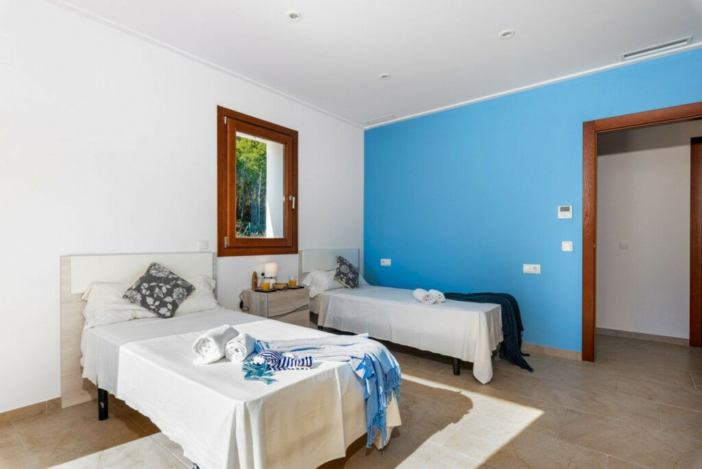 Detached Villa Calpe Alicante - image 22