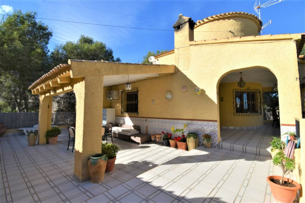 Detached Villa Villamartin Alicante - image 22